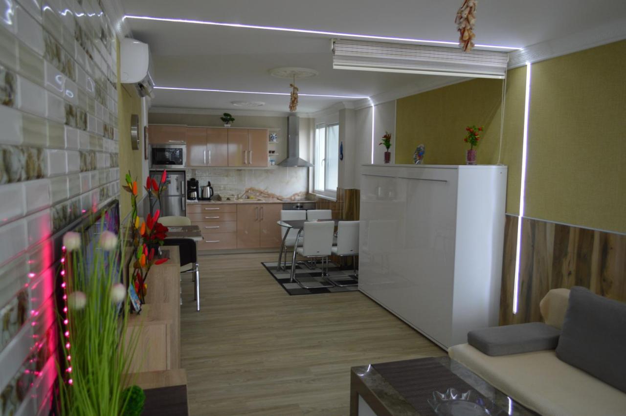 Siofok Ezuestpart Granada 2 Koezvetlen Vizparti Apartman Appartement Buitenkant foto